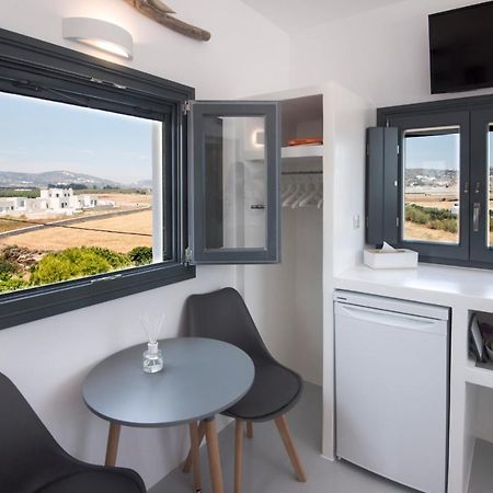 Sunny Studio W.Breathtaking Naxos Views In Isterni Appartement Isterni  Buitenkant foto