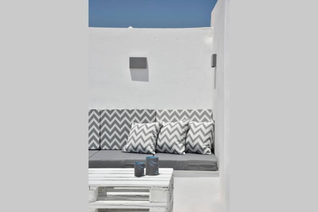 Sunny Studio W.Breathtaking Naxos Views In Isterni Appartement Isterni  Buitenkant foto