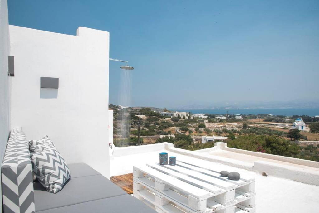 Sunny Studio W.Breathtaking Naxos Views In Isterni Appartement Isterni  Buitenkant foto