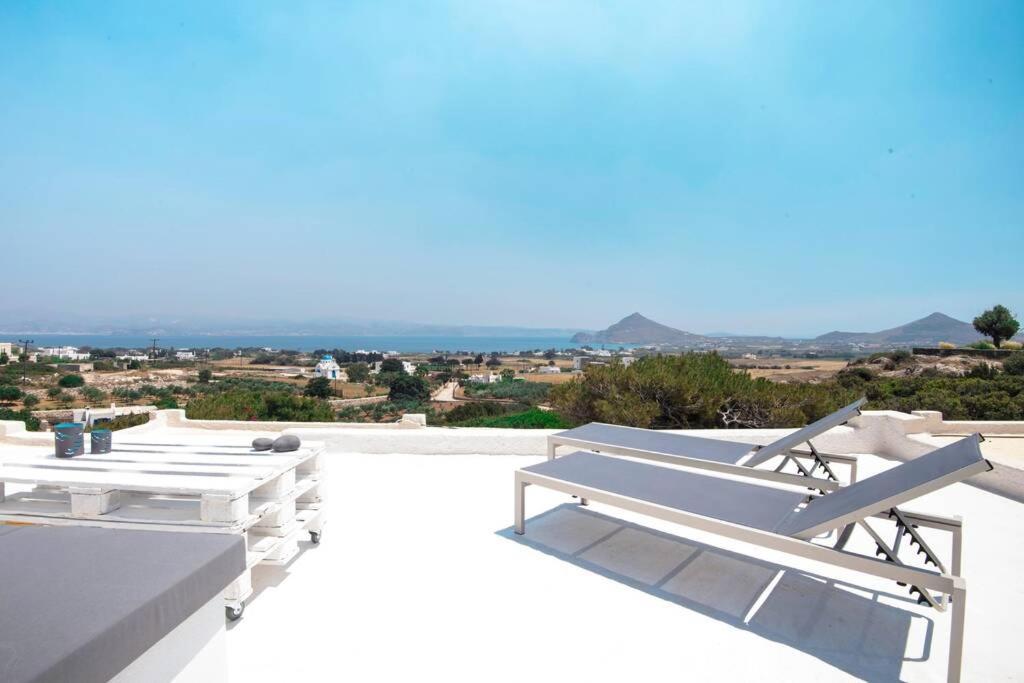 Sunny Studio W.Breathtaking Naxos Views In Isterni Appartement Isterni  Buitenkant foto