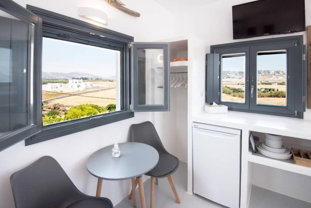 Sunny Studio W.Breathtaking Naxos Views In Isterni Appartement Isterni  Buitenkant foto